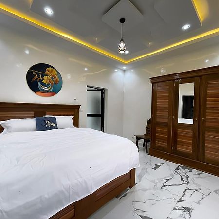Villa Adja Nafy A Saly Gandigal Esterno foto