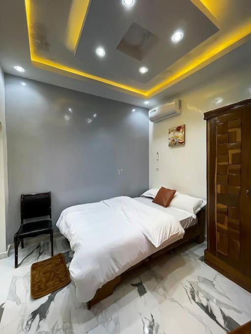 Villa Adja Nafy A Saly Gandigal Esterno foto